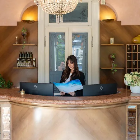 Maderno By Double Hospitality Otel 4*