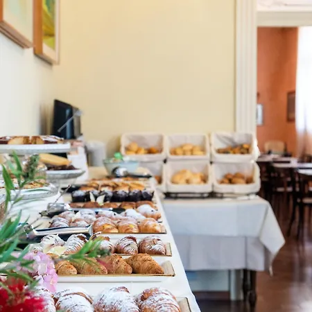 Maderno By Double Hospitality Otel 4*