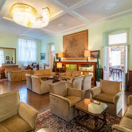 Maderno By Double Hospitality 4* Toscolano Maderno