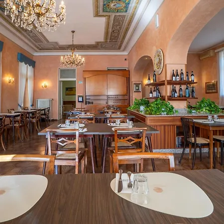 Maderno By Double Hospitality Toscolano Maderno