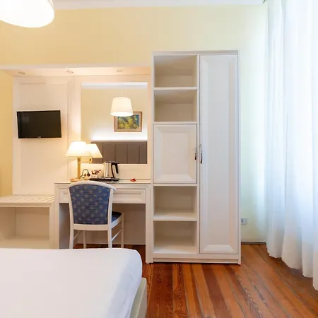 Maderno By Double Hospitality Toscolano Maderno