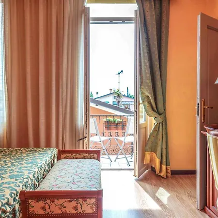 Otel Maderno Toscolano Maderno