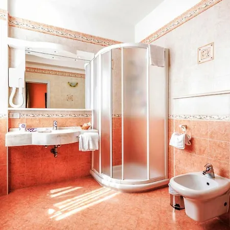 Maderno 4* Toscolano Maderno