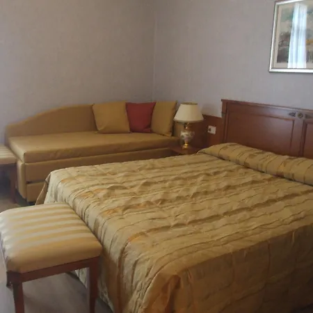 Maderno Otel