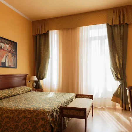 Otel Maderno 4*