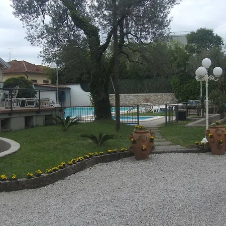 Otel Maderno Toscolano Maderno